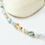 Collier Iséa – L’harmonie des pierres naturelles et des perles d’eau douce.