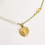Collier Mila en acier inoxydable doré et perles de culture.