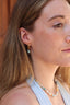 Boucles d’oreilles Léa – Anneaux texturés et larimar
