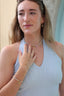 Collier Auréllia – Pierres naturelles, perles d’eau douce et médaillon soleil