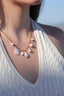 Collier doré en acier inoxydable avec perles d’eau douce de différentes tailles