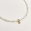 Collier de perles de culture irrégulières 2-3mm avec pendentif cœur doré en acier inoxydable.