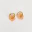 Boucles d’oreilles en acier inoxydable doré avec fleur effets nacre saumon